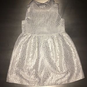 Cream sleeveless dress  size 3T